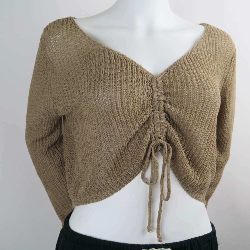 NWT Casting LA Scrunched Long Sleeve Crop Sweater